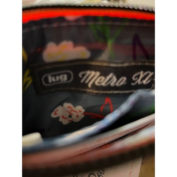 LUG NWT Metro XL ID Pouch w RFID- Coral - Picture 4 of 4